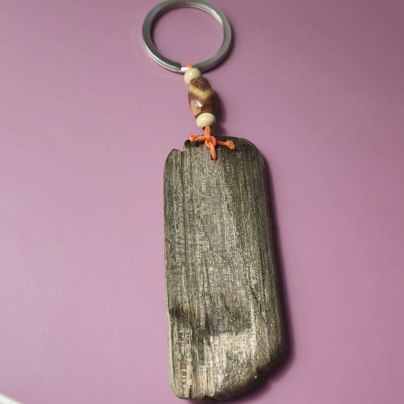 Palm Beach Wooden Seahorse Keychain with Orange Design Handcrafted - Picture 8 of 16